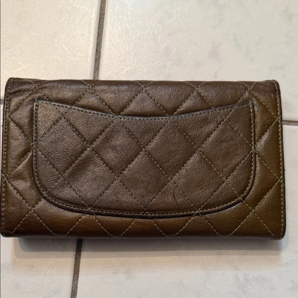 CHANEL Brown Quilted Lambskin Wallet with Silver CC
